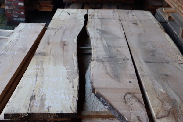 Unieke houten planken beuk met slaap. lengte 2 meter 10 nu verkrijgbaar bij Buitenleven second life wood